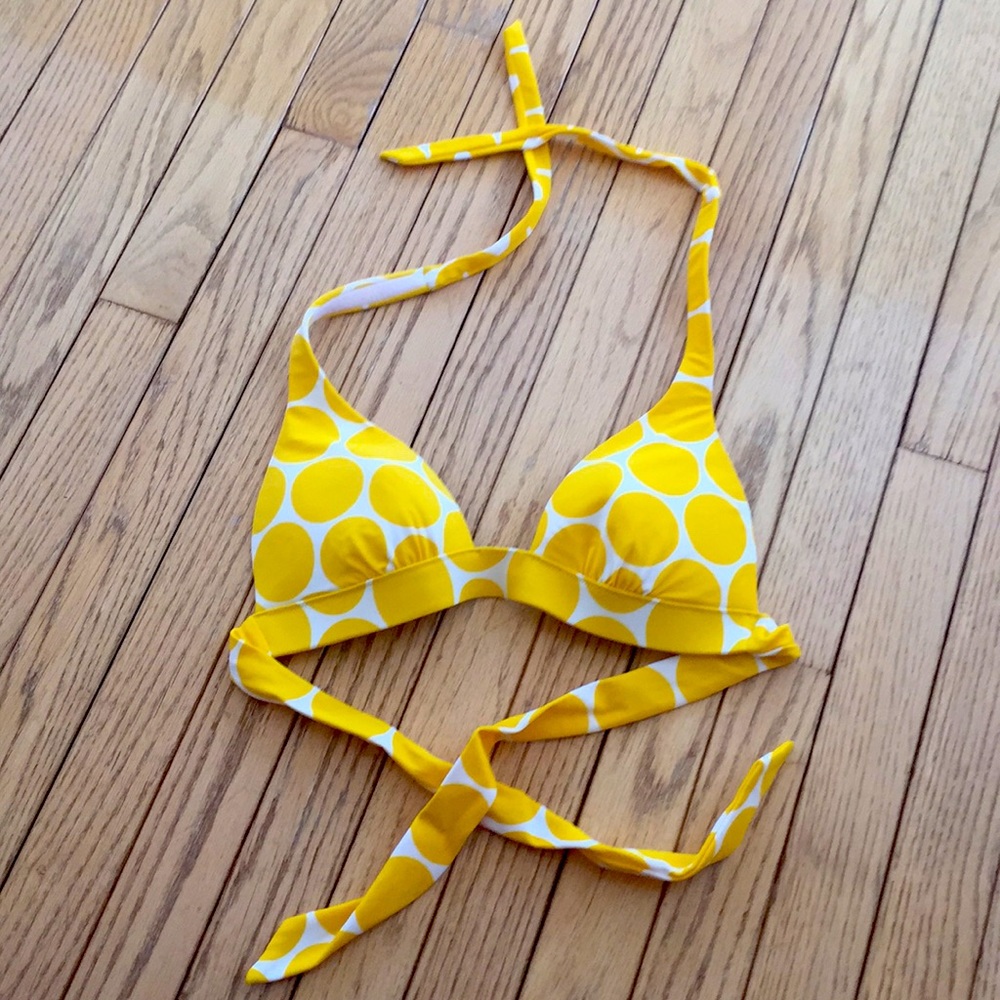 Victoria’s Secret bathing suit halter top 👙